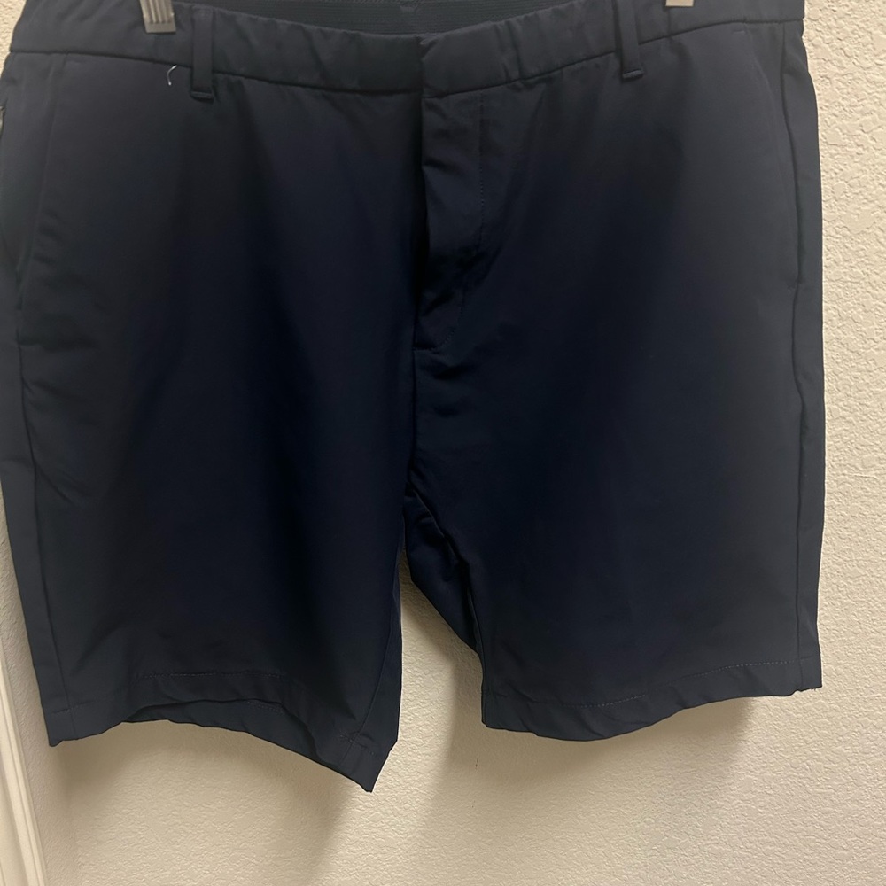 Calvin Klein Men's Dark Blue Flat Front Shorts Sz 38 elastic waist